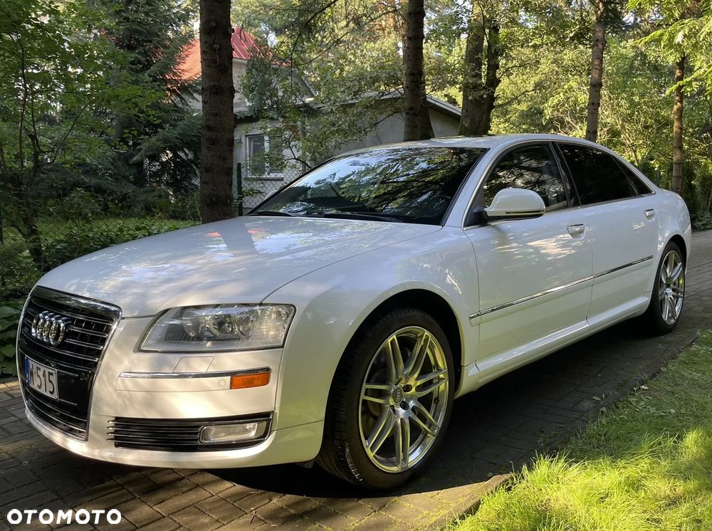 Audi A8 4.2 FSI L Quattro - 1
