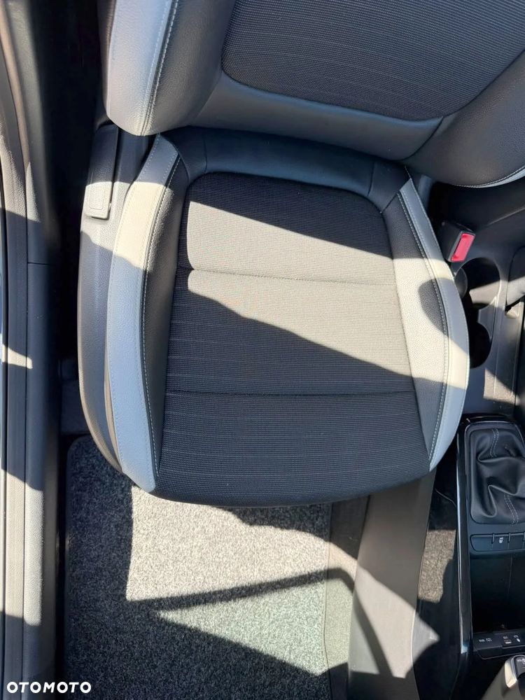 Kia Stonic - 13