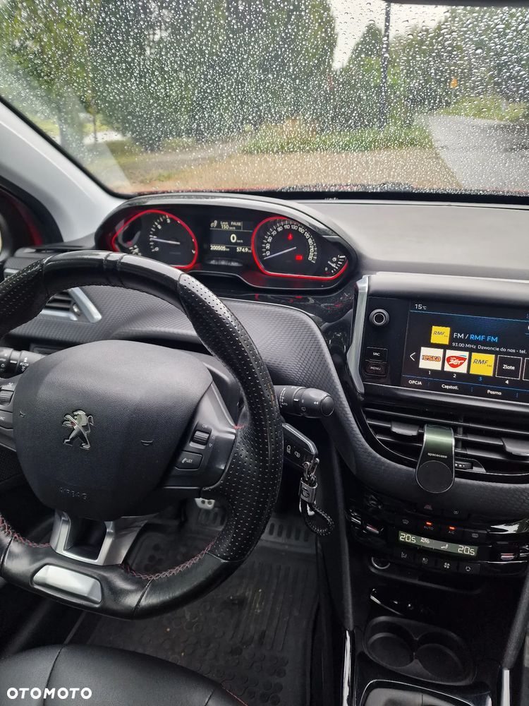 Peugeot 2008 1.2 Pure Tech Crossway S&S - 18