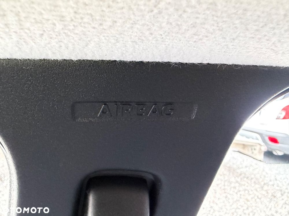 Ford Fiesta 1.0 EcoBoost STart-Stop Titanium - 28