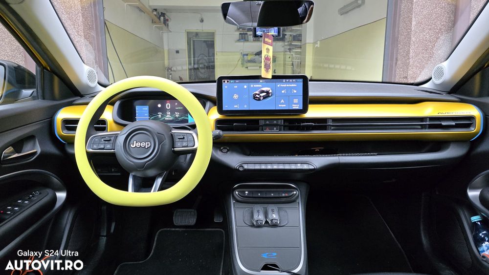 Jeep Avenger 54 kWh BEV 156 CP Summit - 5