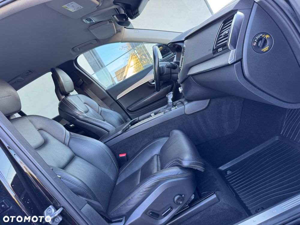 Volvo XC 90 D5 AWD Inscription 7os - 24
