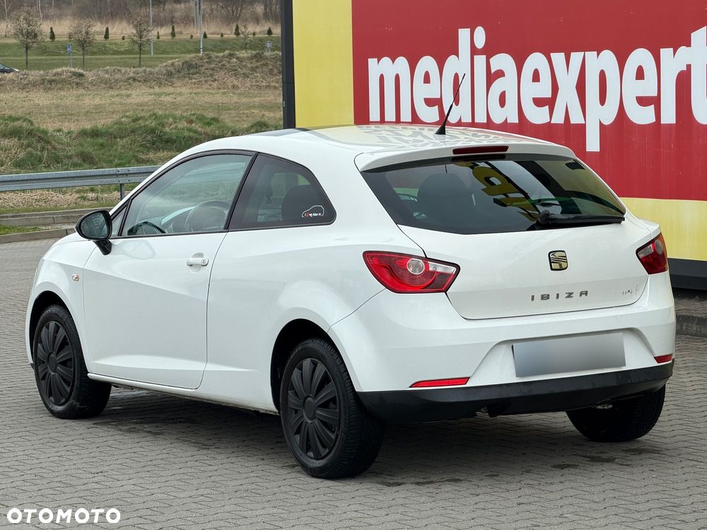 Seat Ibiza SC 1.6 16V Sport - 5