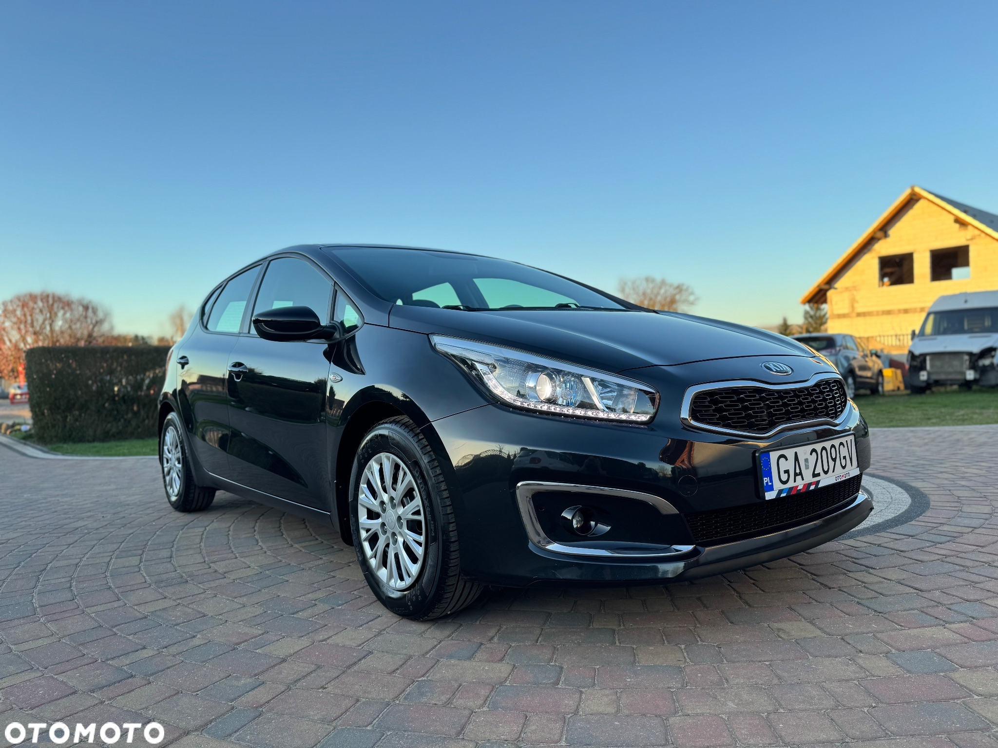 Kia Ceed Cee'd 1.4 CRDi M - 19