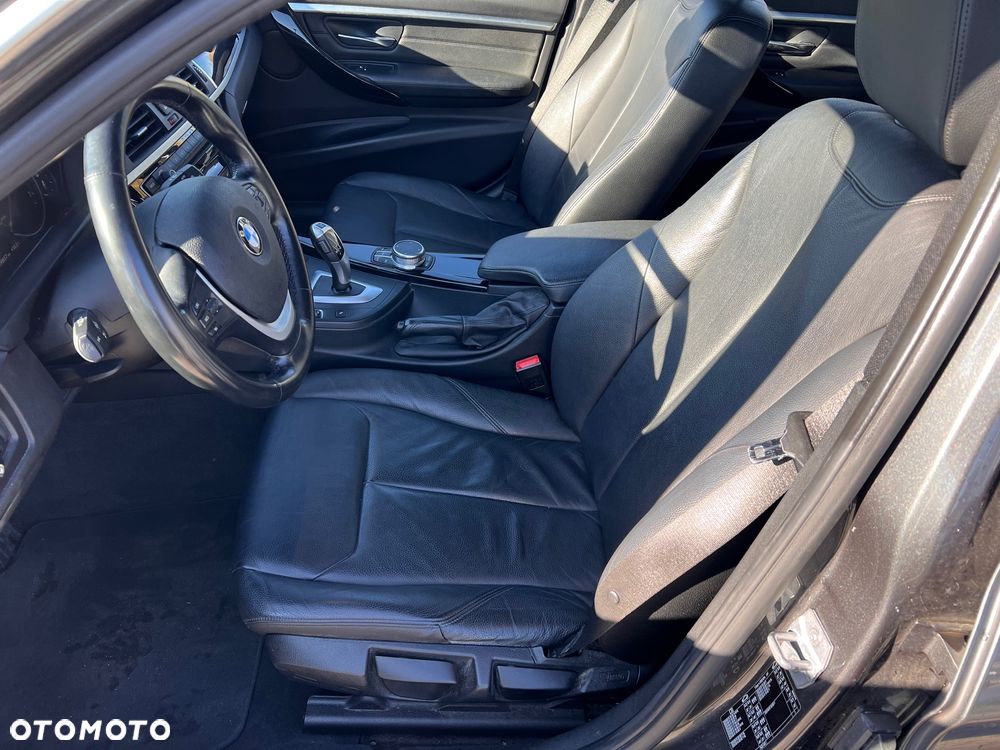 BMW Seria 3 320i Luxury Line Purity - 15