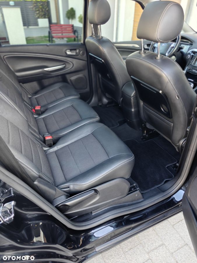 Ford S-Max 2.0 TDCi DPF Titanium X - 11