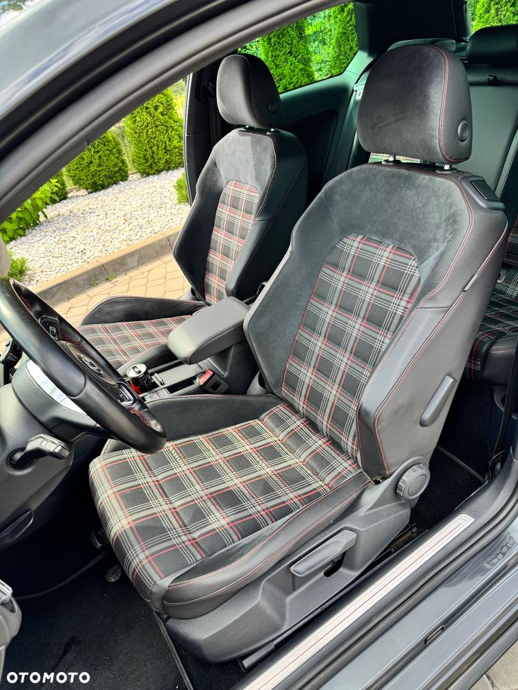 Volkswagen Golf 2.0 TSI BMT GTI Performance - 18