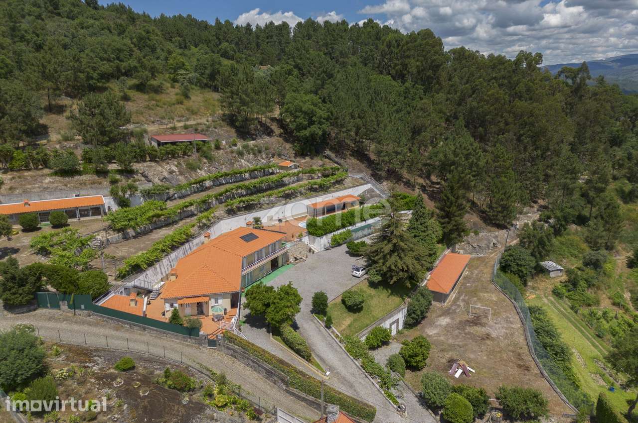 Quinta em Amarante – Espaço e Conforto com Vistas Maravilhosas - Grande imagem: 4/38