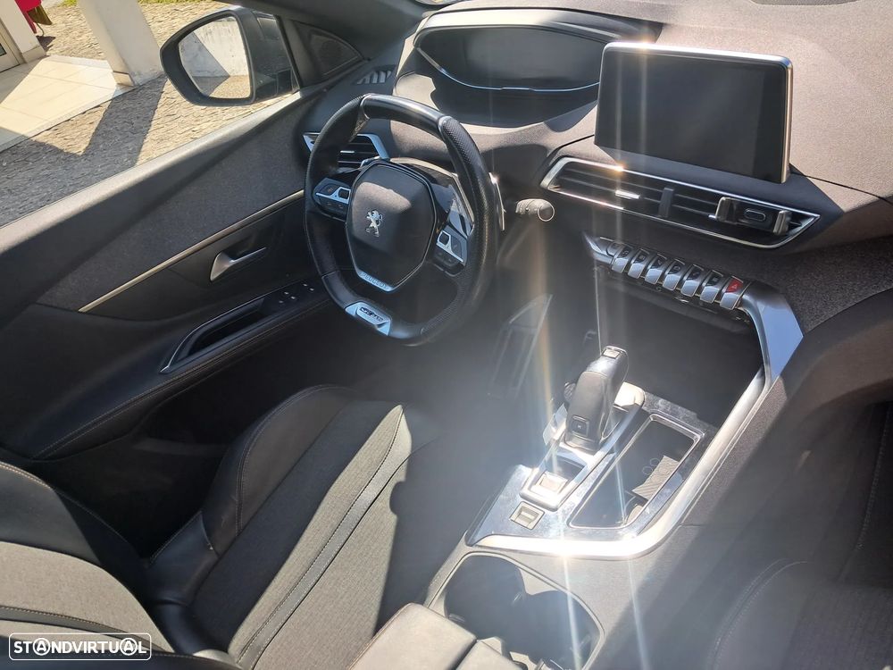 Peugeot 5008 1.5 BlueHDi GT Line EAT8 - 9