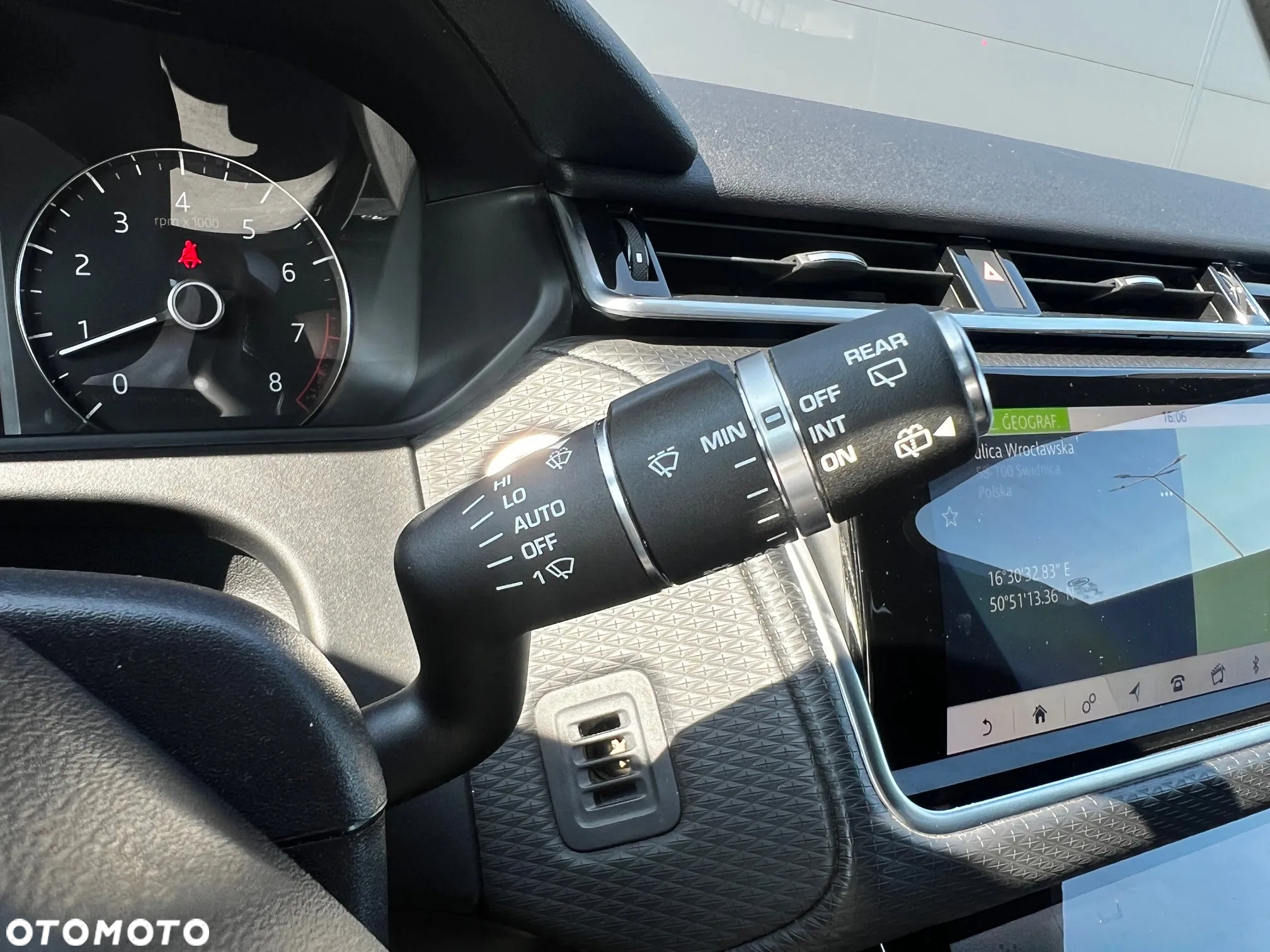 Land Rover Range Rover Velar 2.0 Si4 GPF R-Dynamic S - 26