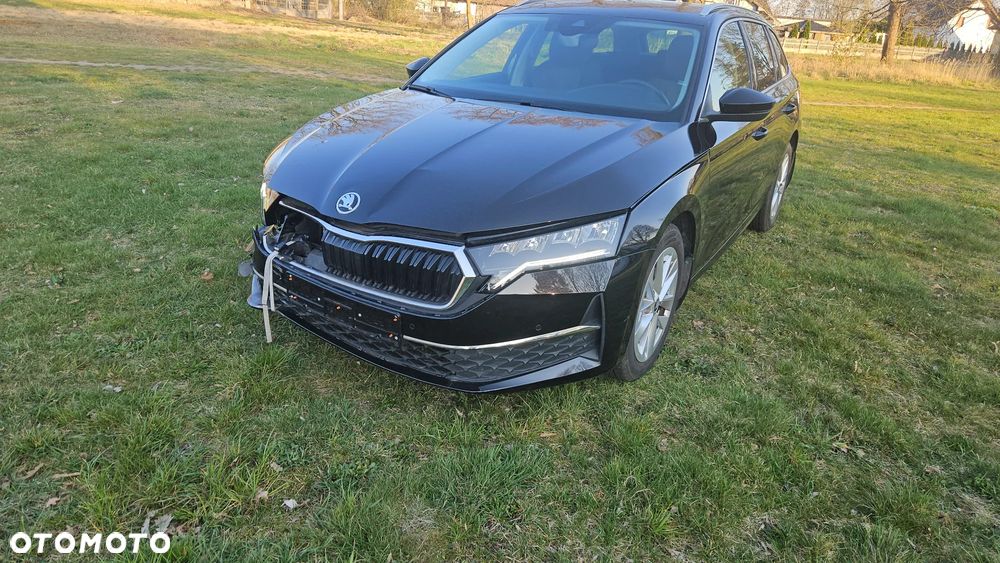 Skoda Octavia 1.5 TSI e-TEC DSG Edition - 2