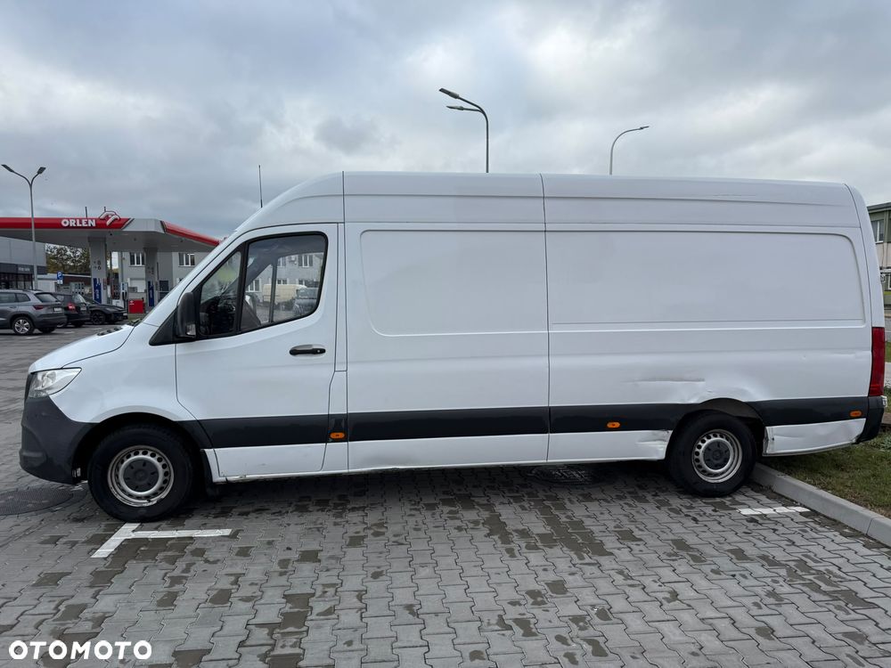 Mercedes-Benz Sprinter - 9