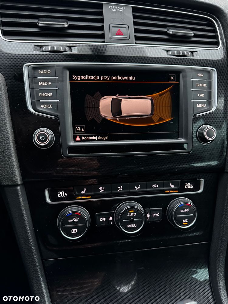 Volkswagen Golf GTD (BlueMotion Technology) DSG - 22