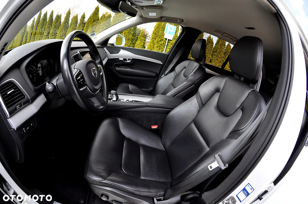 Volvo XC 90 T8 AWD Recharge Geartronic Inscription - 19