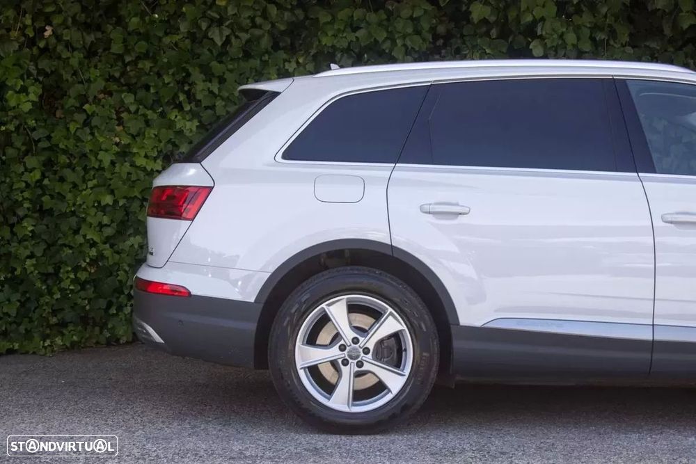 Audi Q7 3.0 TDi E-tron quattro Tiptronic — fotografia 4