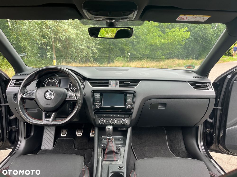Skoda Octavia 2.0 TDI (Green tec) RS - 18