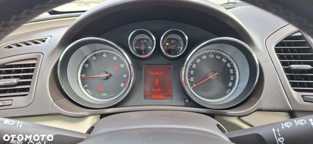 Opel Insignia 1.6 Turbo Cosmo - 14