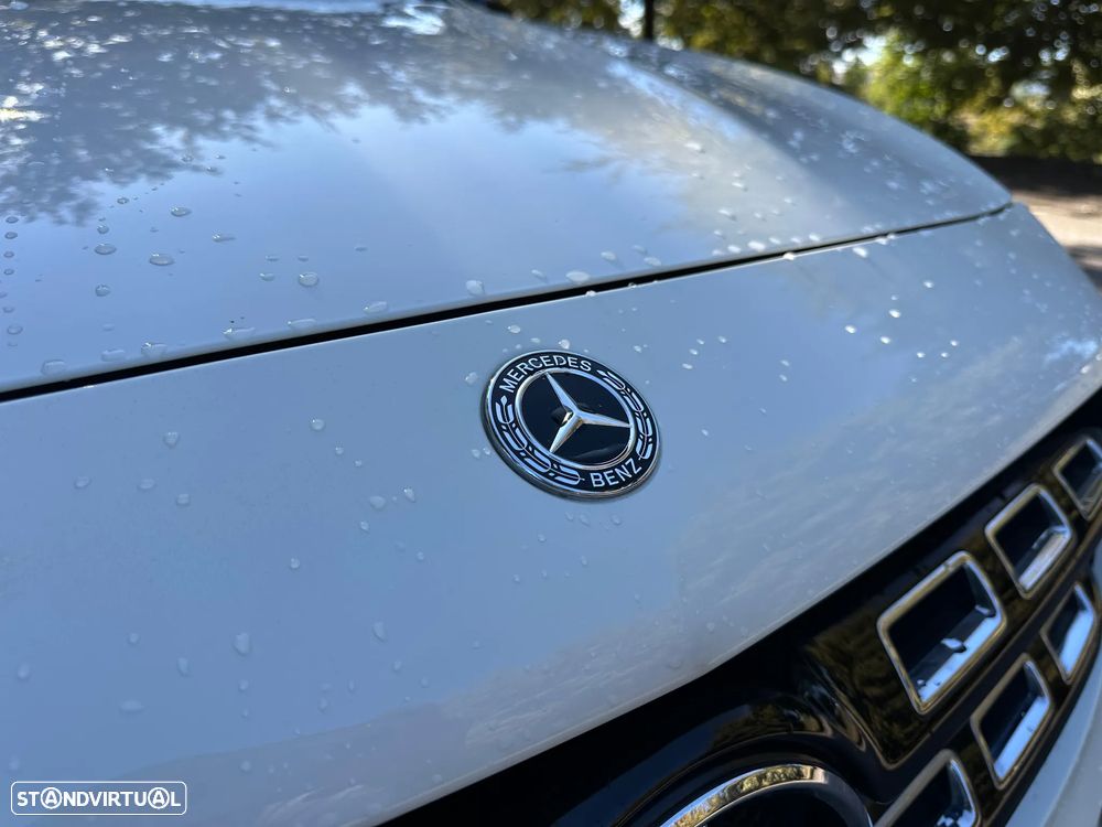 Mercedes-Benz GLA 180 - 21