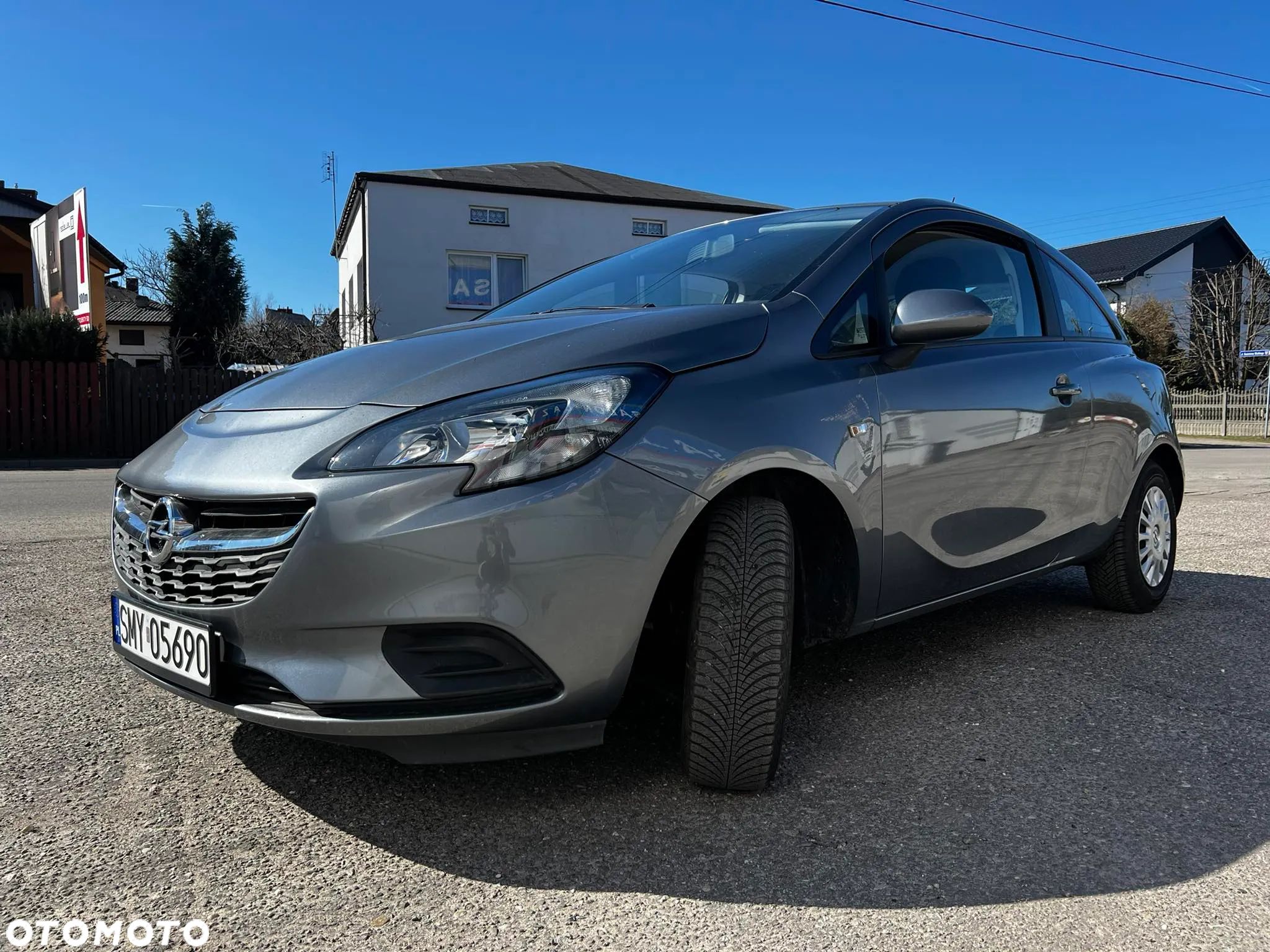 Opel Corsa 1.2 drive - 1