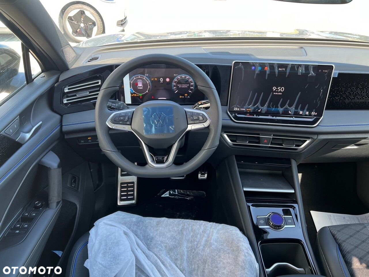 Volkswagen Tiguan - 8