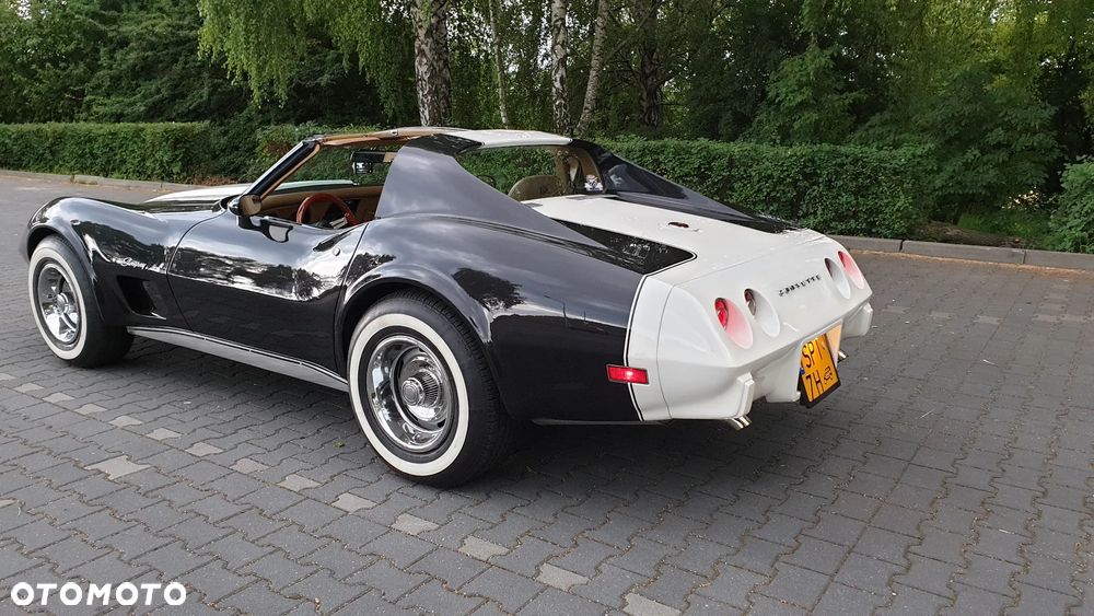 Chevrolet Corvette - 3