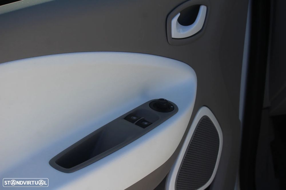 Renault Zoe - 23