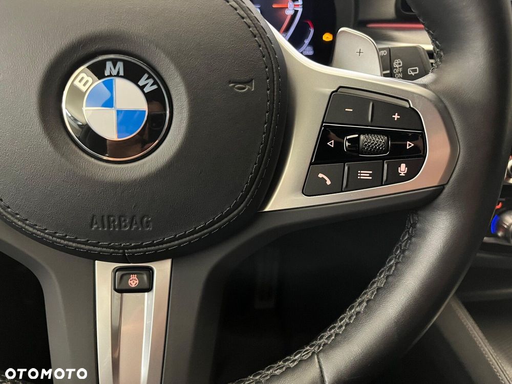 BMW Seria 5 530d xDrive mHEV M Sport sport - 23