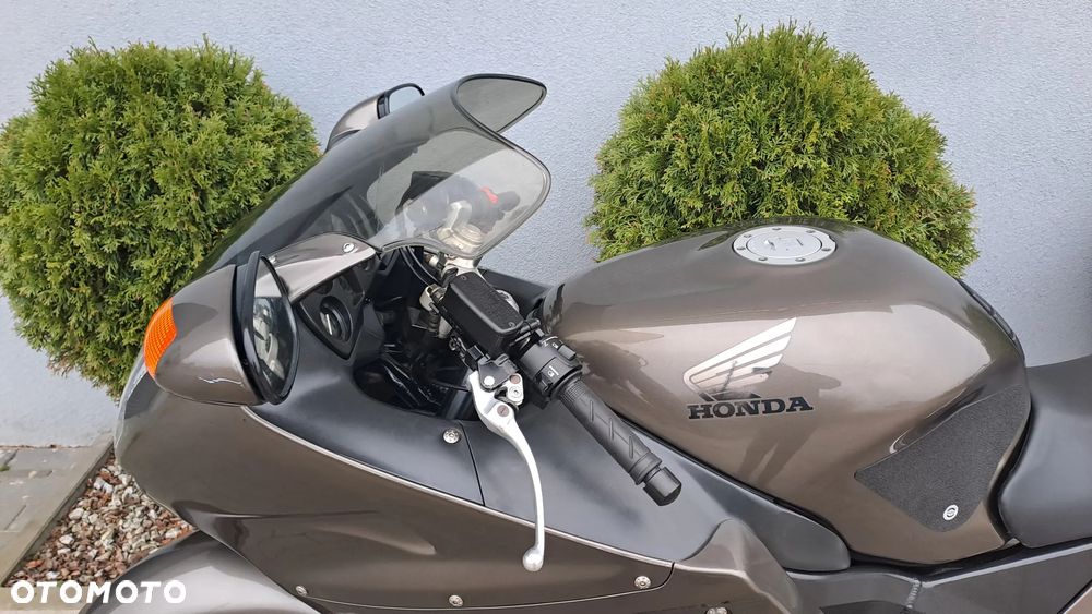 Honda CBR - 38