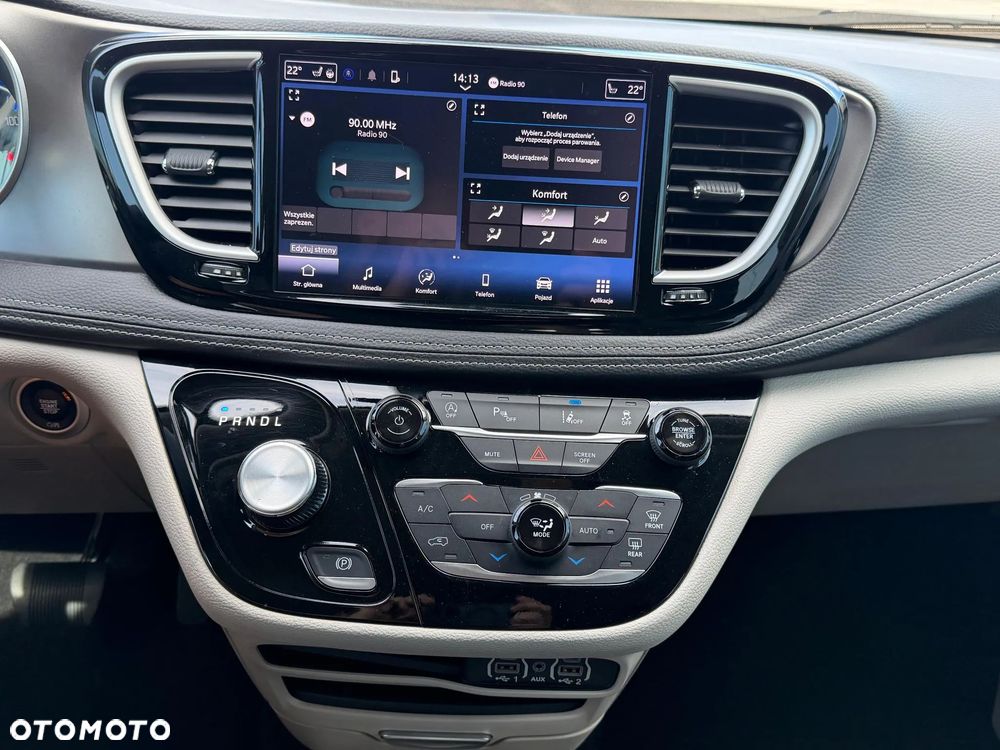 Chrysler Pacifica - 23