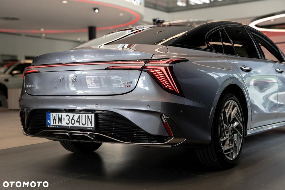 Hongqi H6 2.0T Deluxe - 32