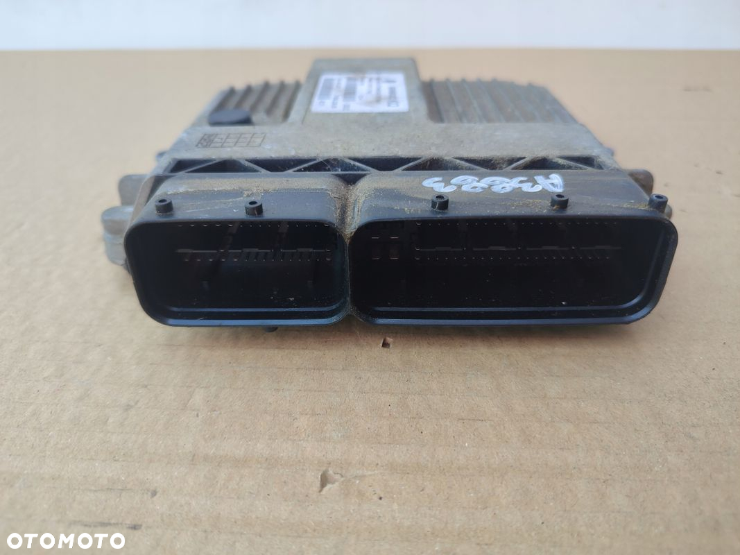 Sterownik silnika OPEL CORSA D 1.3CDTI 06-11 EUROPA 55568002 - 2