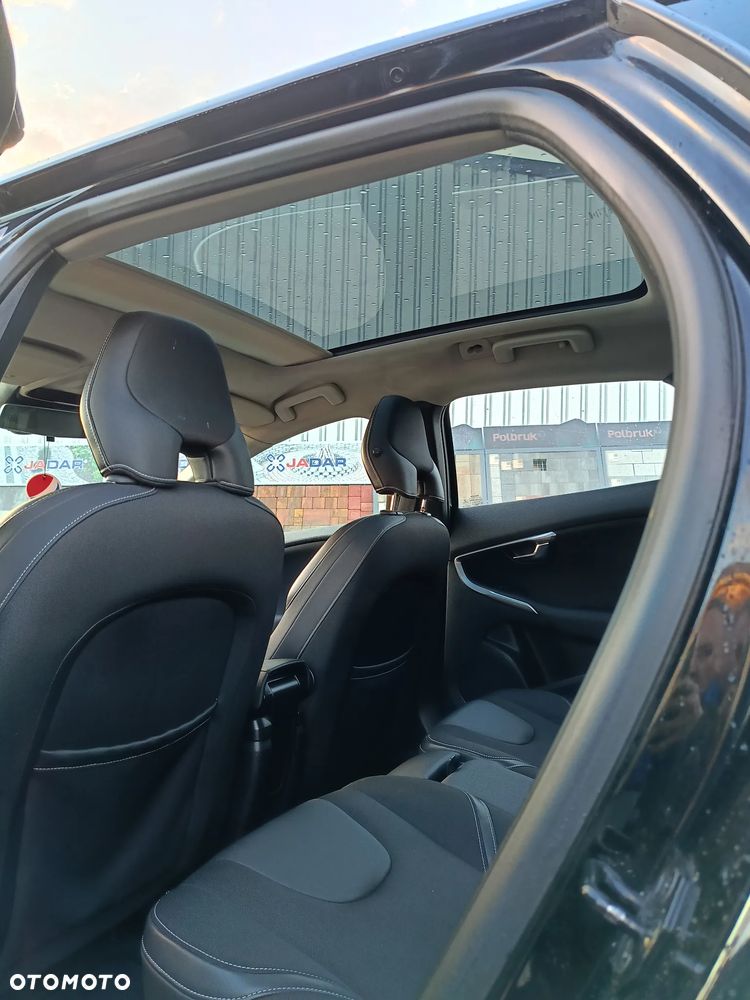 Volvo V40 - 17