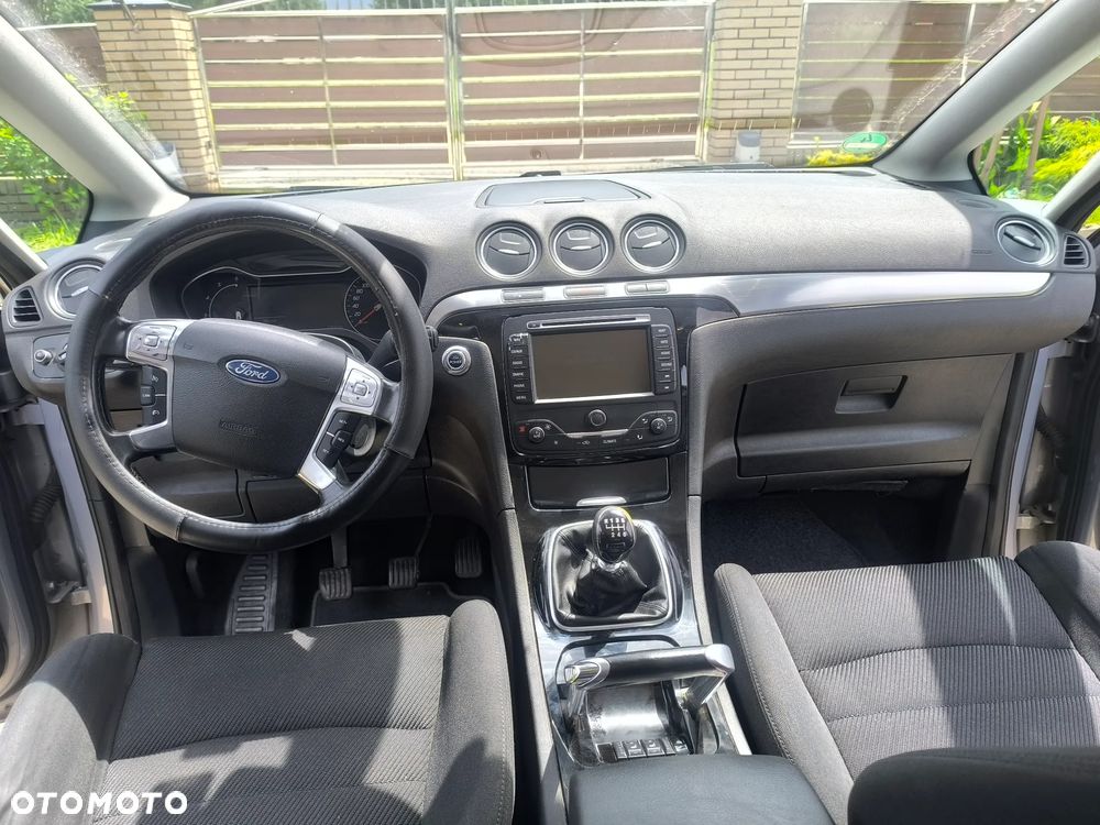 Ford S-Max - 7