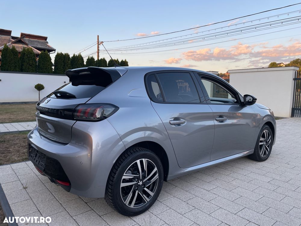 Peugeot 208 1.2 L PureTech STT EAT8 Active Pack - 14