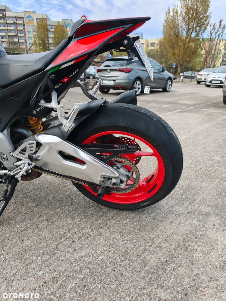 Aprilia Tuono - 17