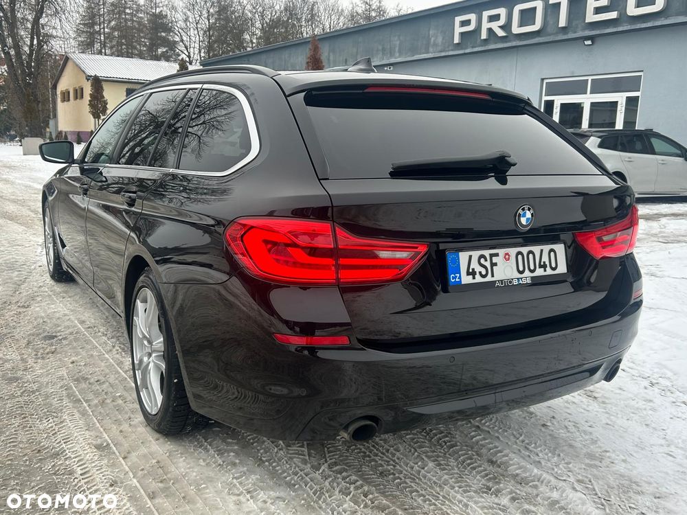 BMW Seria 5 530d xDrive Sport Line - 10