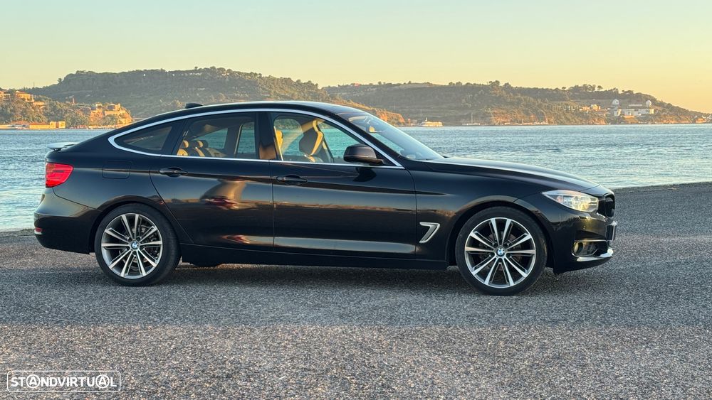 BMW 318 d Sport Line - 11