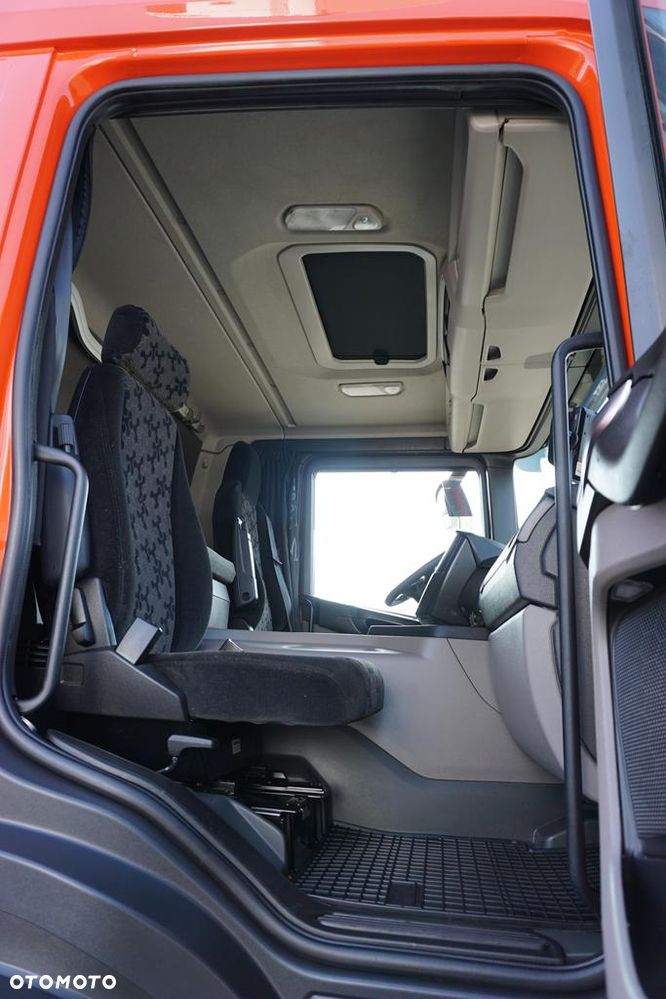 Scania SCANIA / P 360 / E 6 / CHŁODNIA + WINDA / 18 PALET / RETARDER / OŚ SKRĘTNA - 8