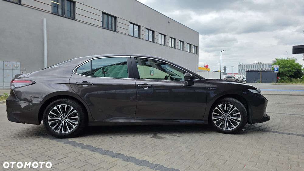 Toyota Camry 2.5 Hybrid Comfort CVT - 6