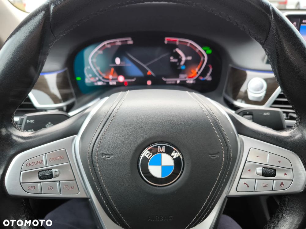 BMW Seria 7 730d - 18