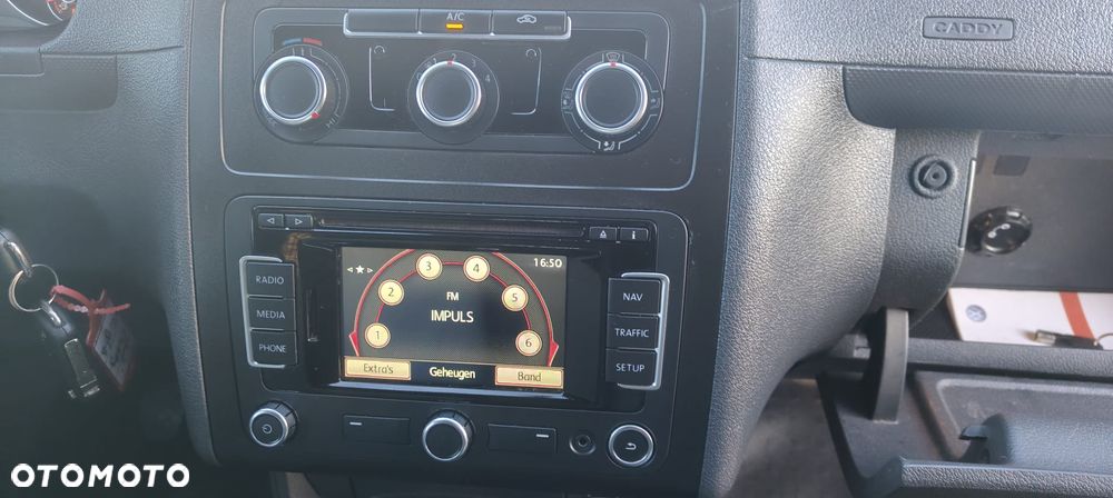 Volkswagen Caddy - 13