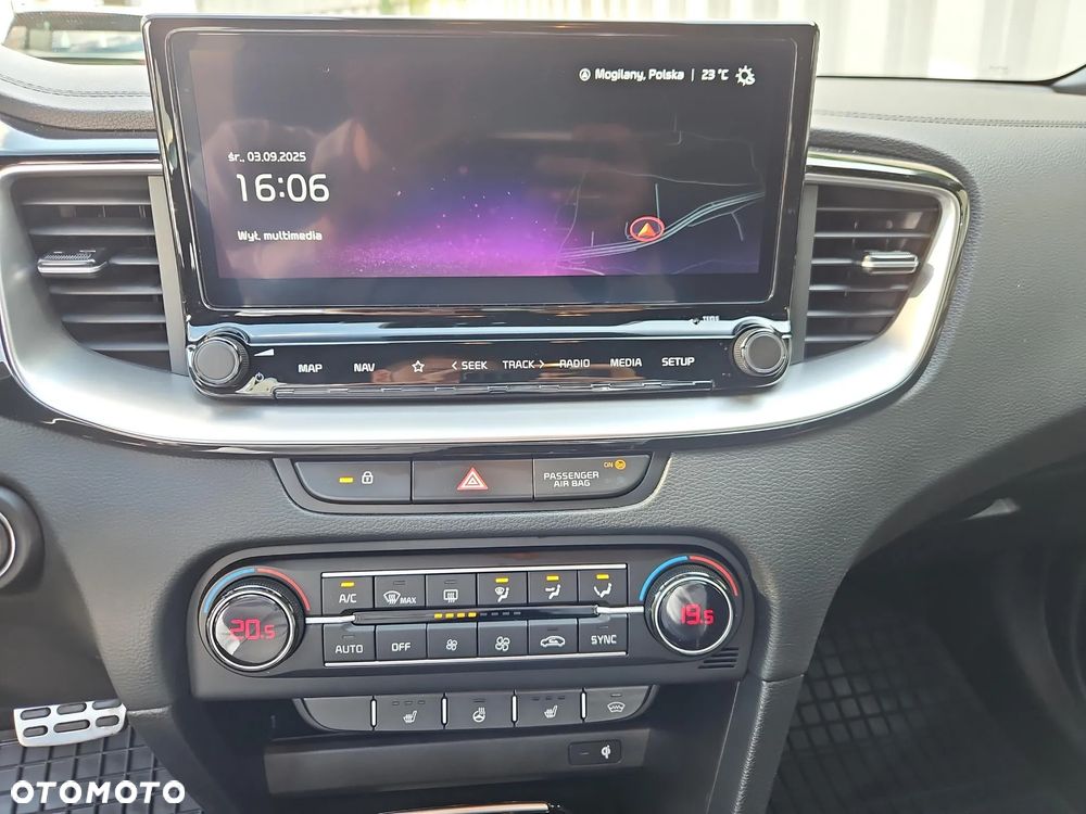 Kia ProCeed 1.5 T-GDI GT Line DCT - 12