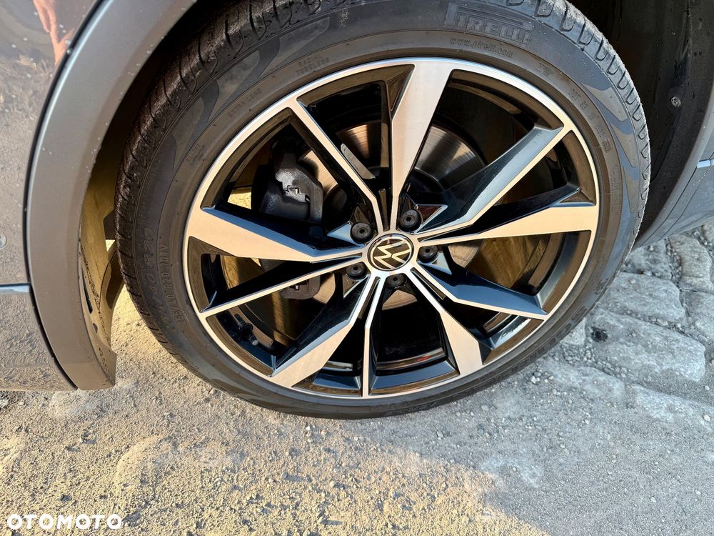 Volkswagen Tiguan 2.0 TDI SCR 4MotION DSG R-Line - 21