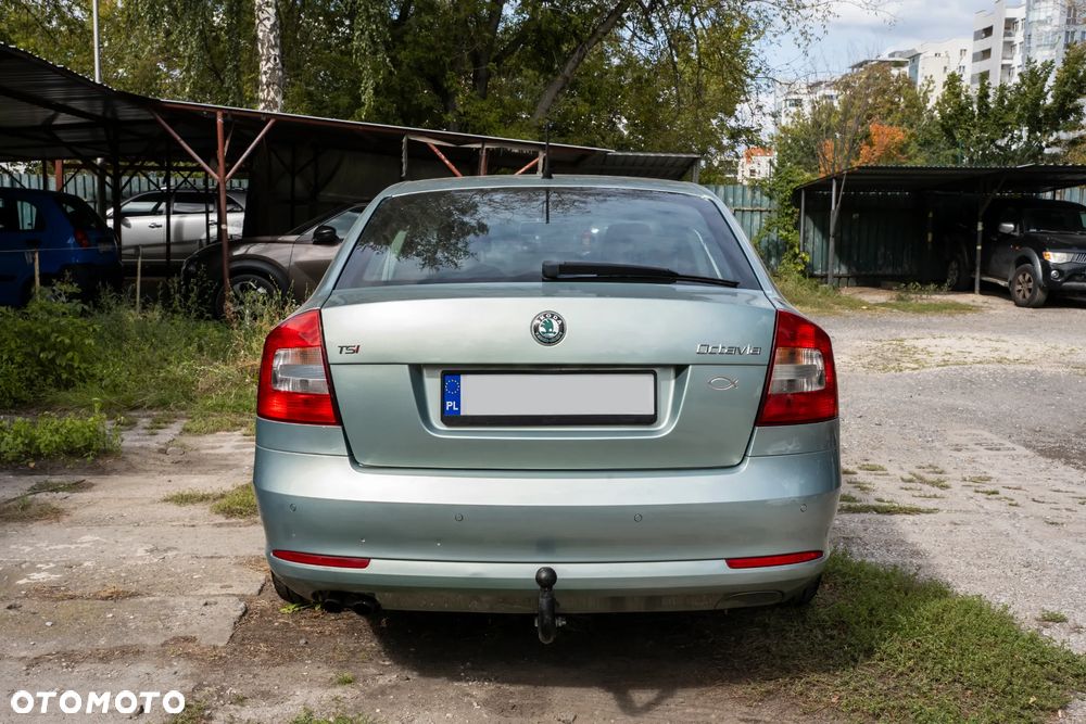 Skoda Octavia 2011 photo 4