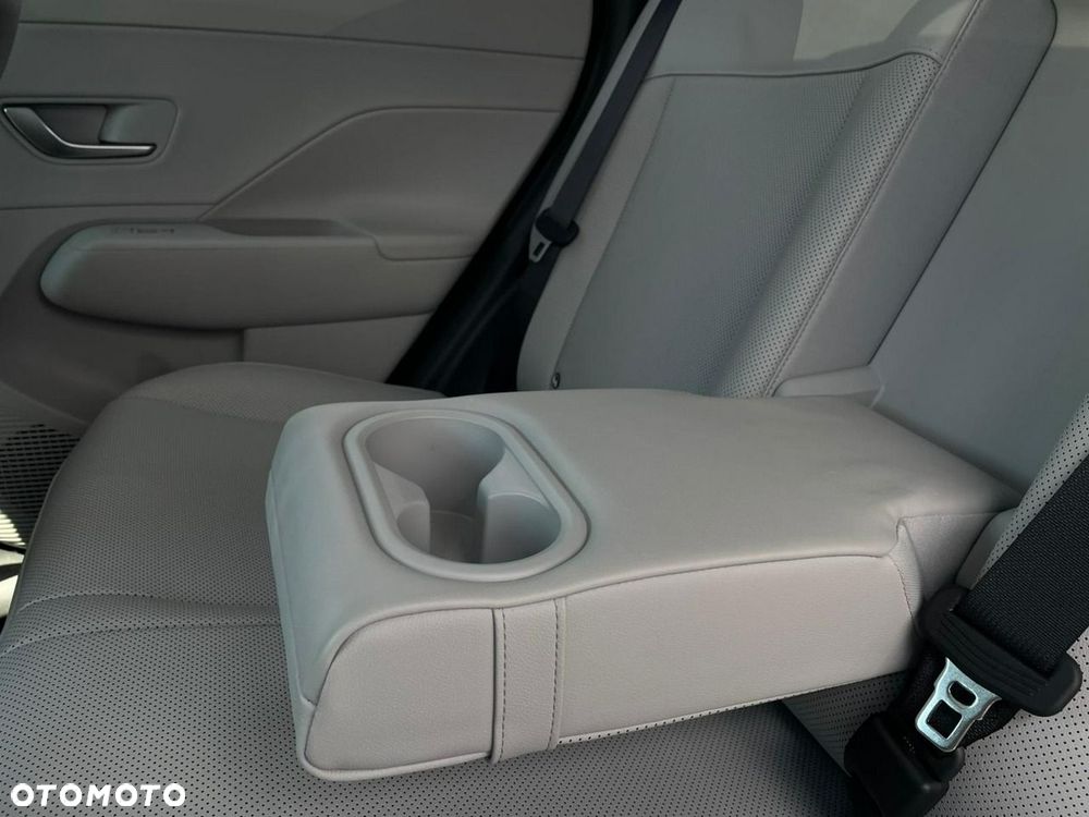 Hyundai Kona 65kWh Platinum - 13