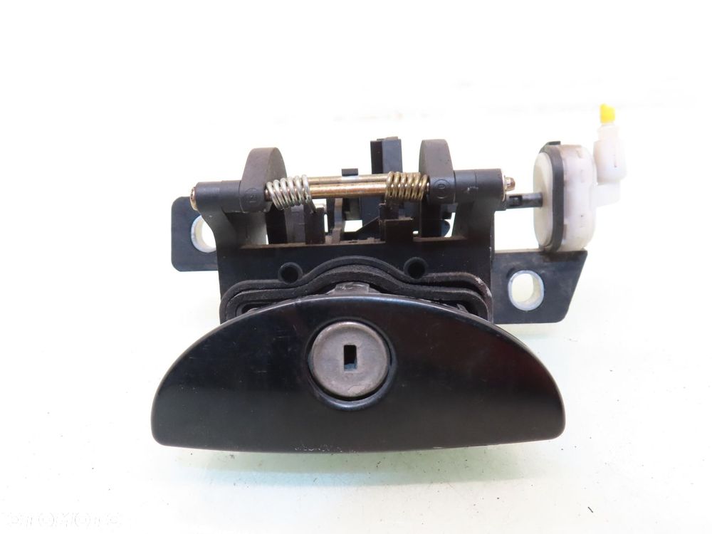KLAMKA KLAPY MERCEDES-BENZ W168 A1687400793 - 1