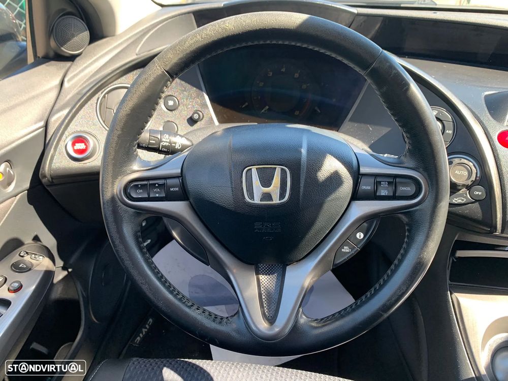 Honda Civic 1.4 i-VTEC Elegance - 14