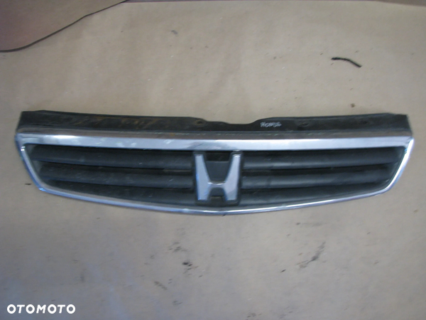 ATRAPA GRILL HONDA ACCORD VI 98-02