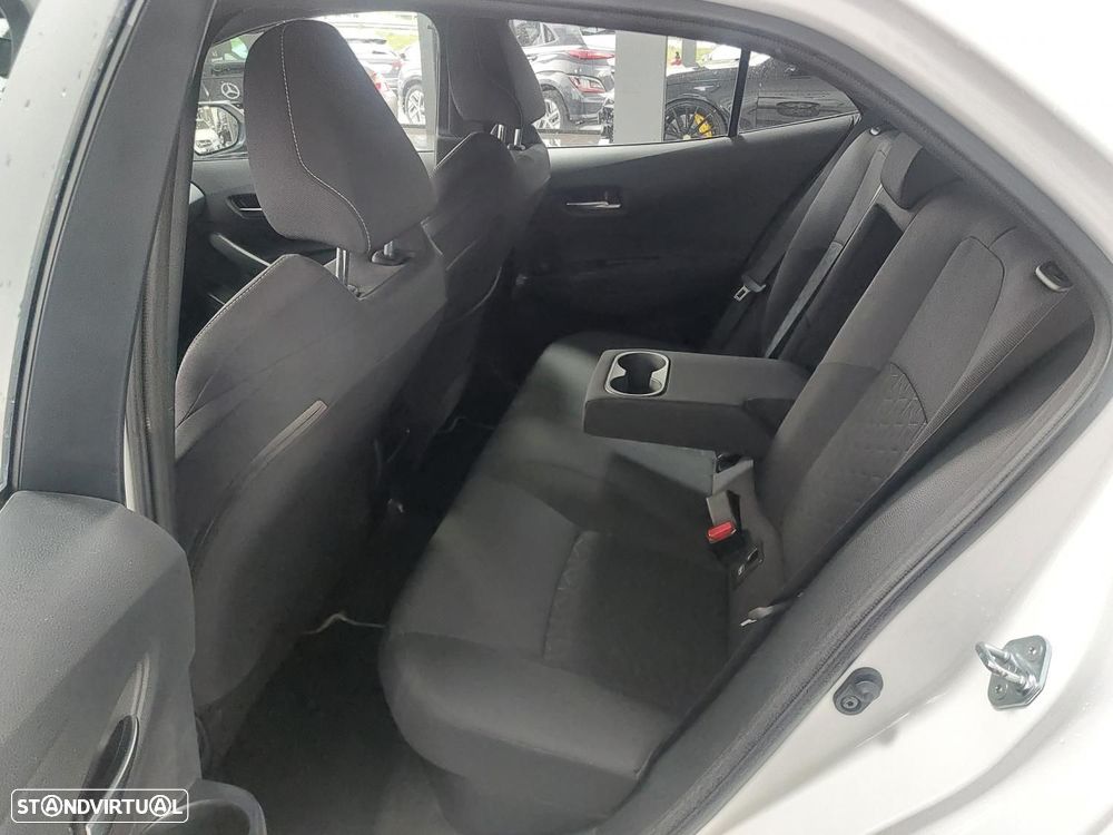 Toyota Corolla 1.8 Hybrid Comfort - 16
