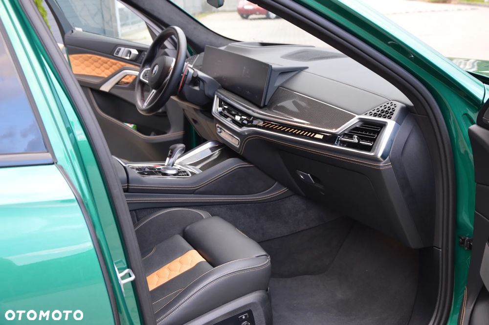 BMW X6M - 31